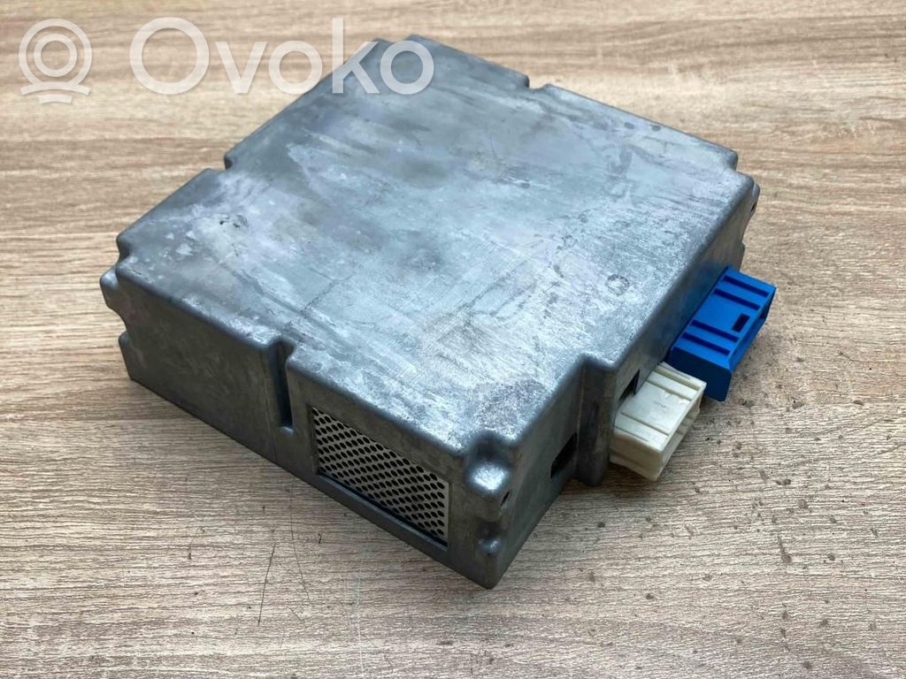 BMW 5 E60 E61 Endstufe Audio-Verstärker 