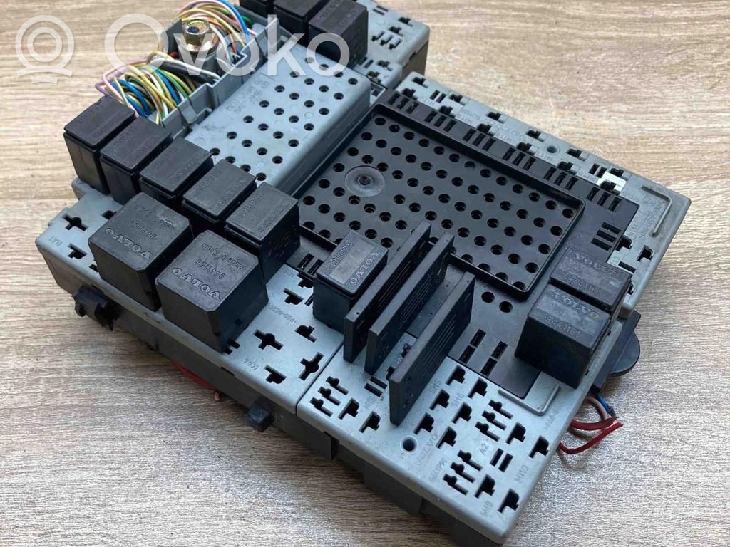 Volvo V70 Fuse module 