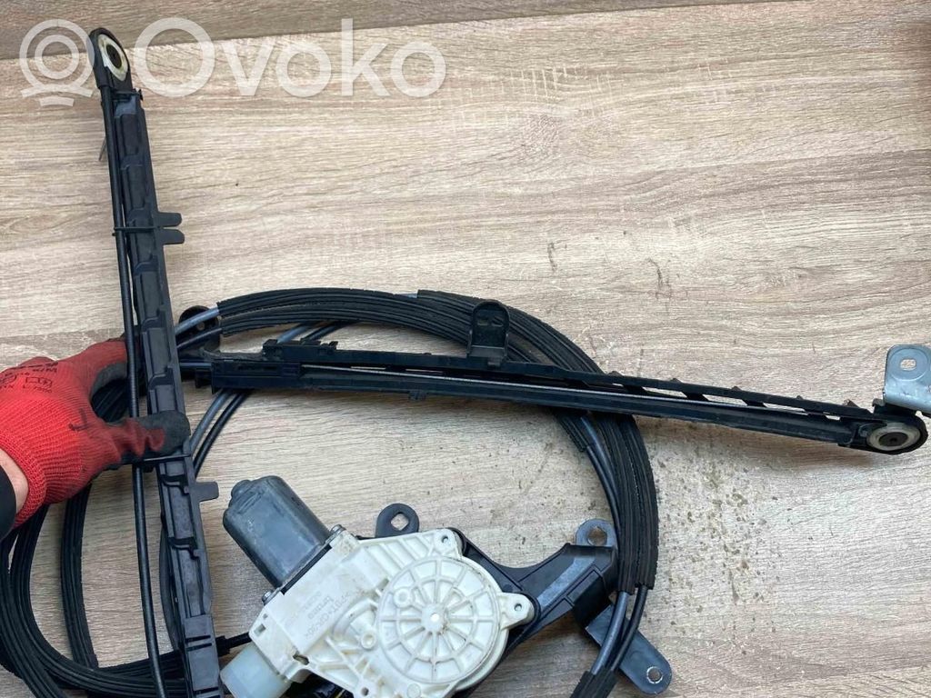 BMW 5 G30 G31 G38 Silniczek kurtyny szyby tylnej 
