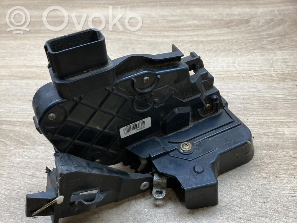 Ford C-MAX I Galinių durų spyna 