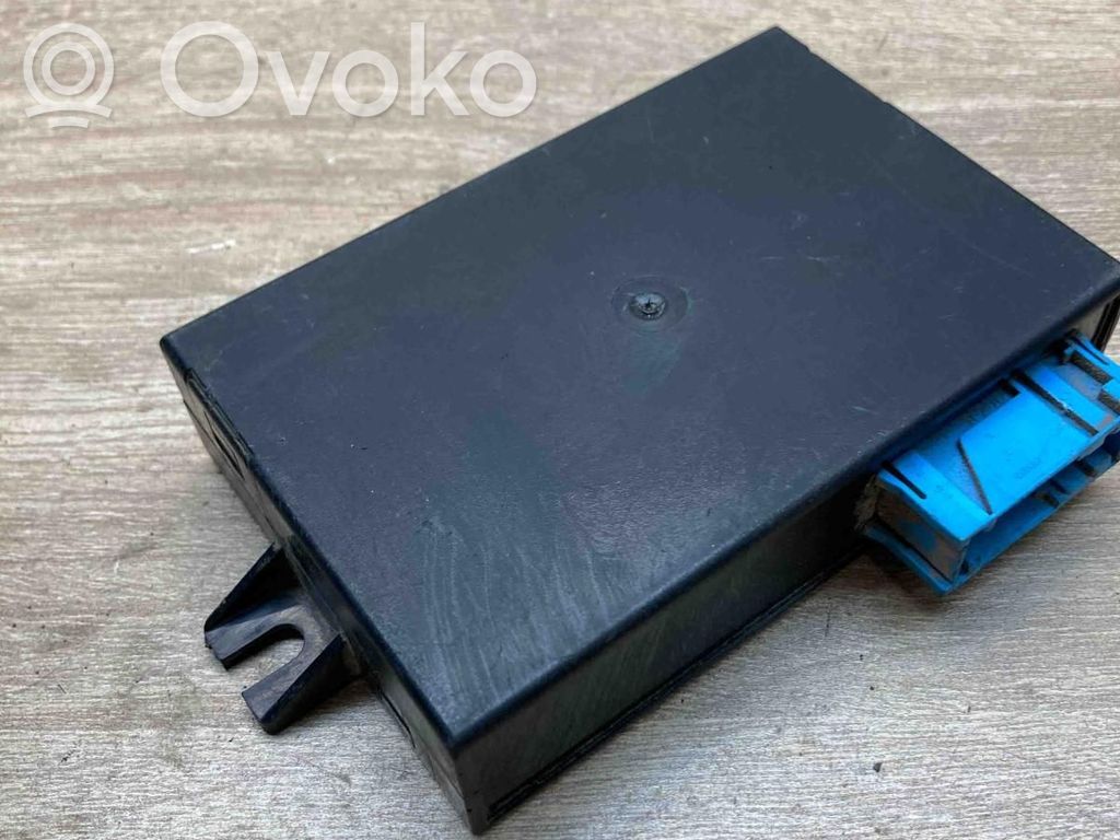 Unité de commande / module de régulateur de vitesse   8369062,118680,412230