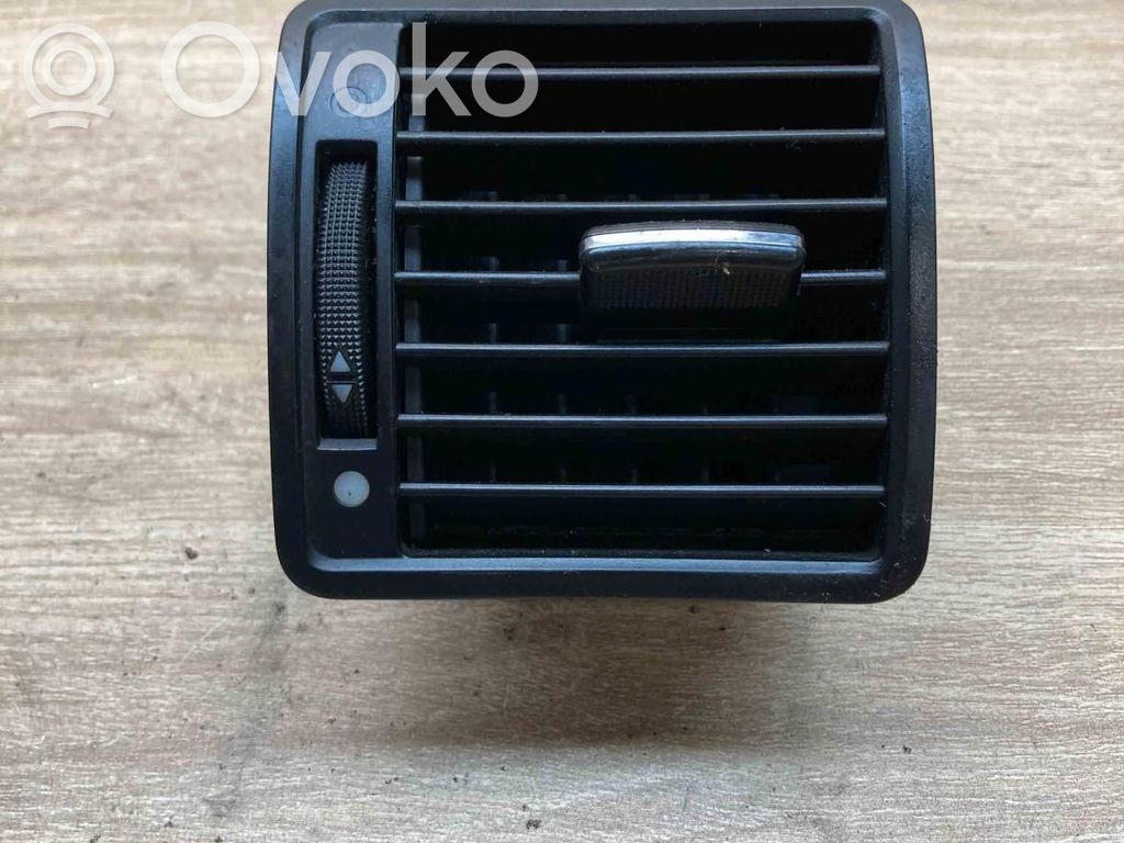 Audi A8 S8 D2 4D Garniture, panneau de grille d'aération latérale