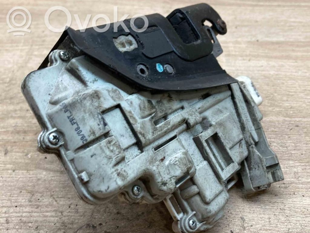 Audi A3 S3 8P Galinių durų spyna 