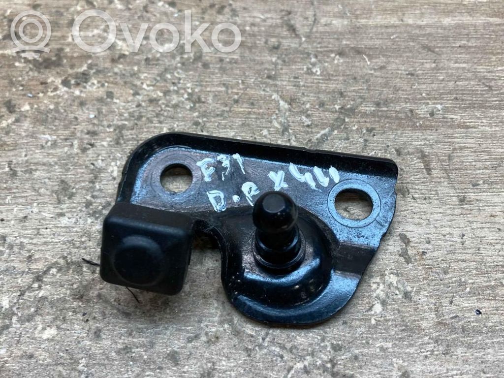 BMW 3 F30 F35 F31 Pętla blokady tylnej pokrywy 