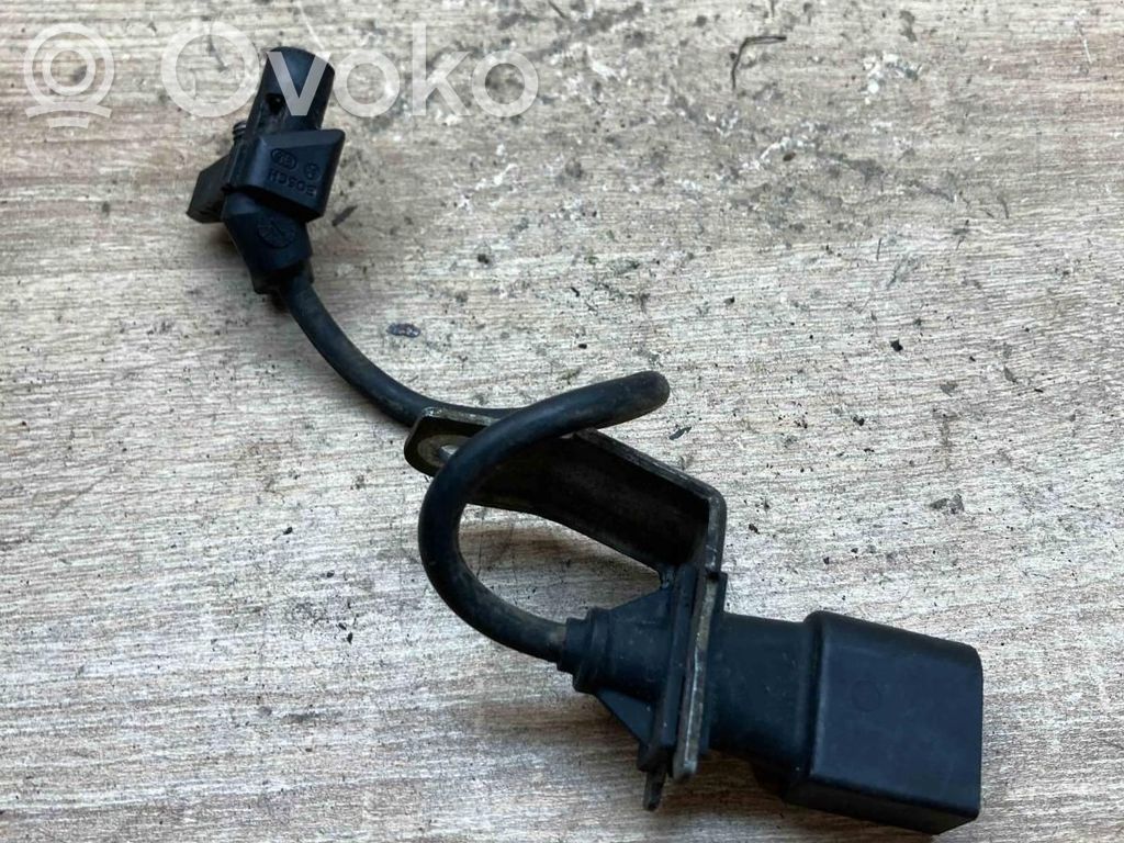 Opel Astra H Czujnik położenia wału korbowego 