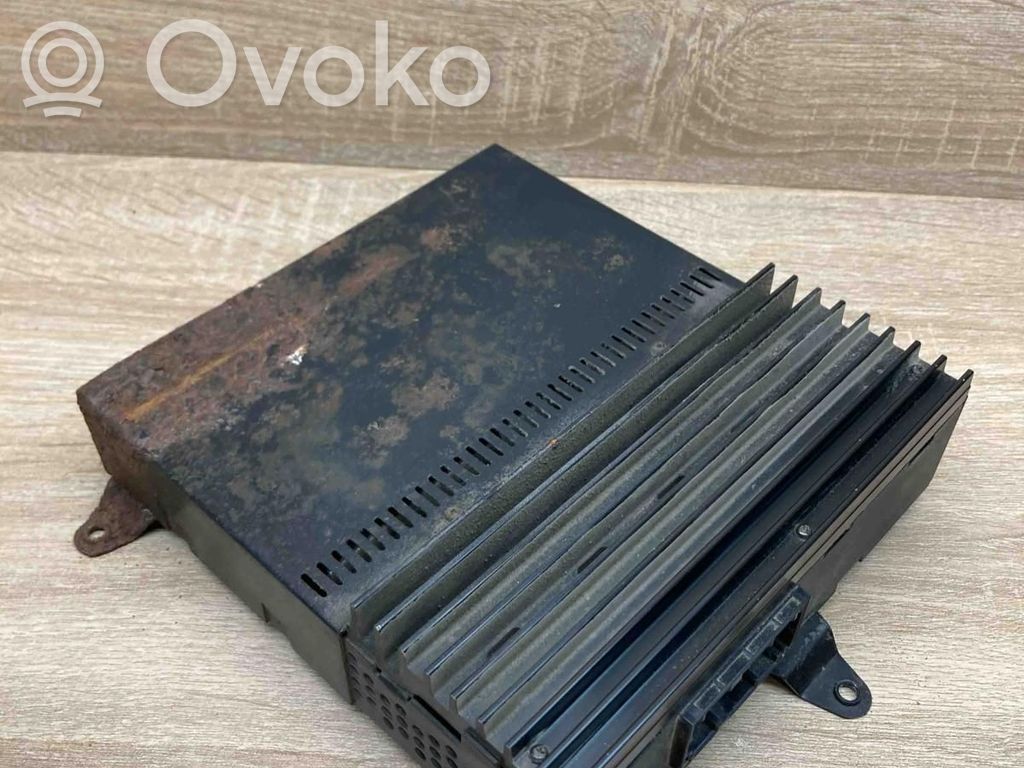 BMW 3 E46 Sound amplifier 