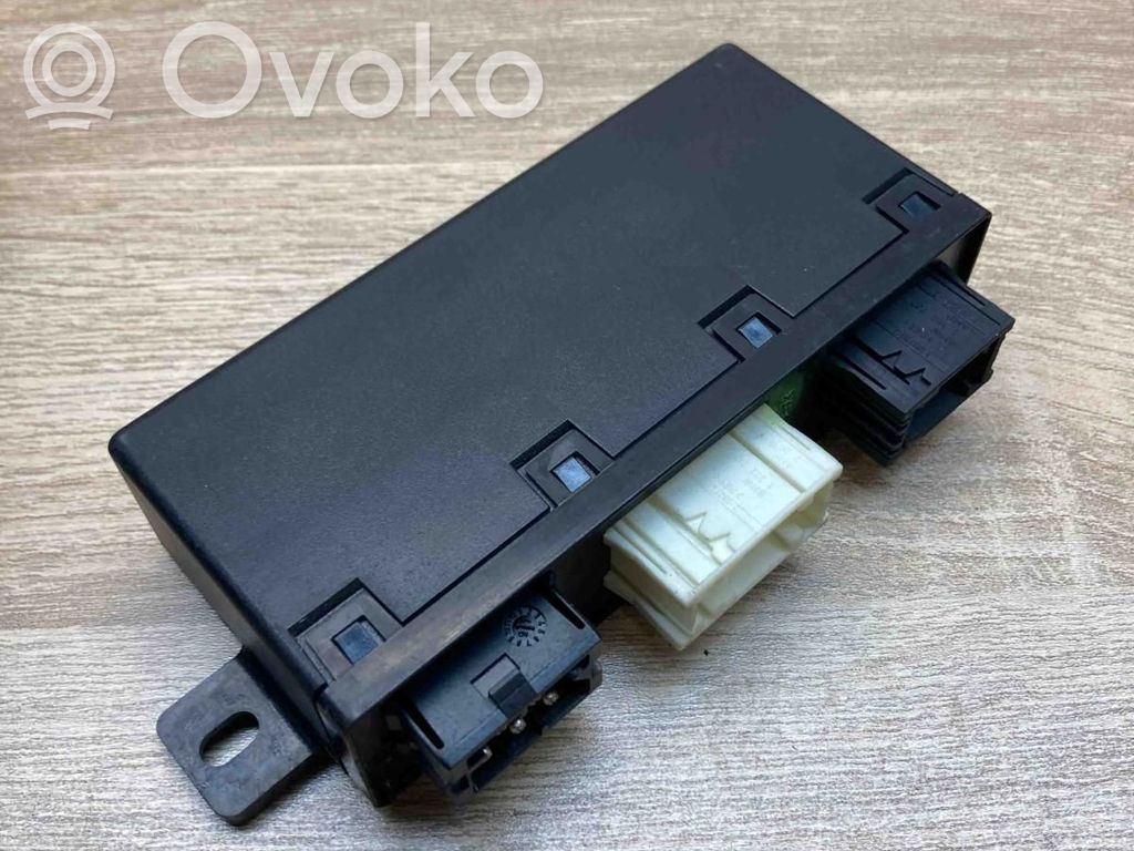 BMW 5 E39 Unitate/modul comandă uși 