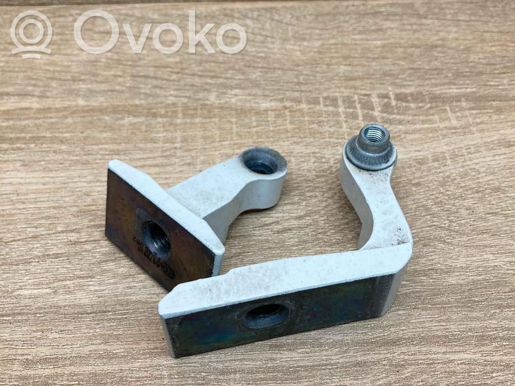 BMW 1 F20 F21 Balama inferioară ușă față 