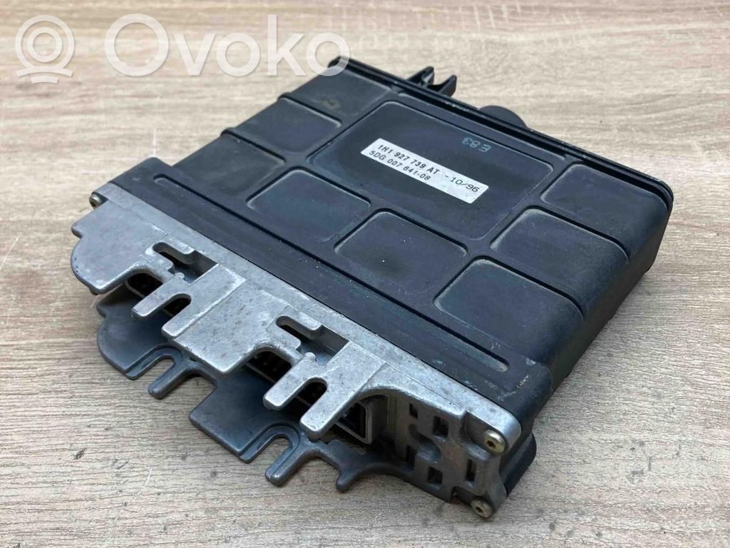 Volkswagen Golf III Gearbox control unit/module 