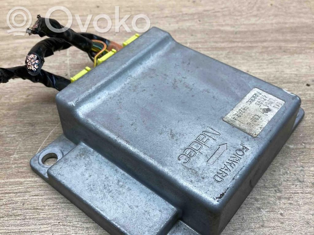 Mazda MPV Unitate/modul de comandă airbaguri 