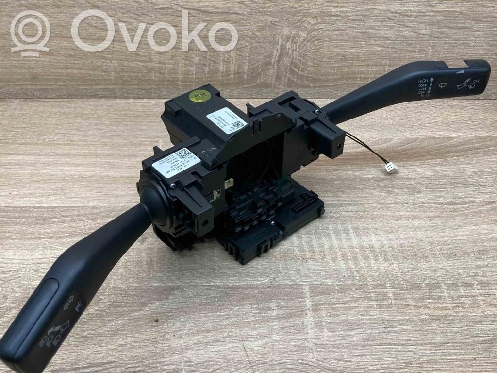 Volkswagen PASSAT B6 Leva/interruttore dell’indicatore di direzione e tergicristallo 