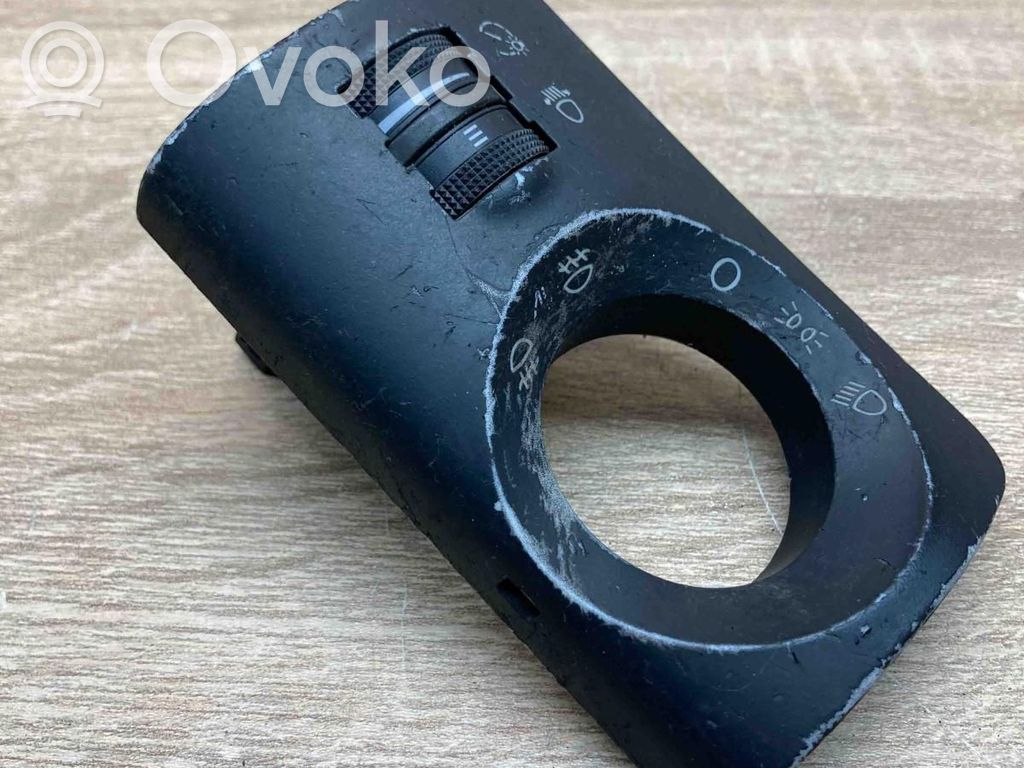 Audi A6 S6 C5 4B Przełącznik świateł 