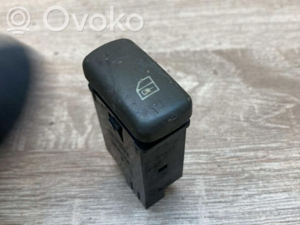 Volvo S40, V40 Electric window control switch 