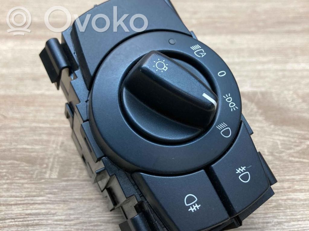 Valokatkaisija   6932796,33600201