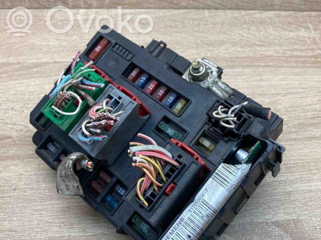 Peugeot 307 Fuse module 