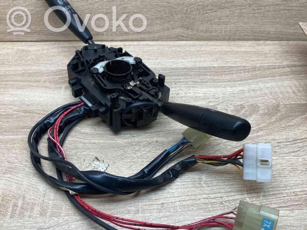 Subaru Legacy Commodo, commande essuie-glace/phare 