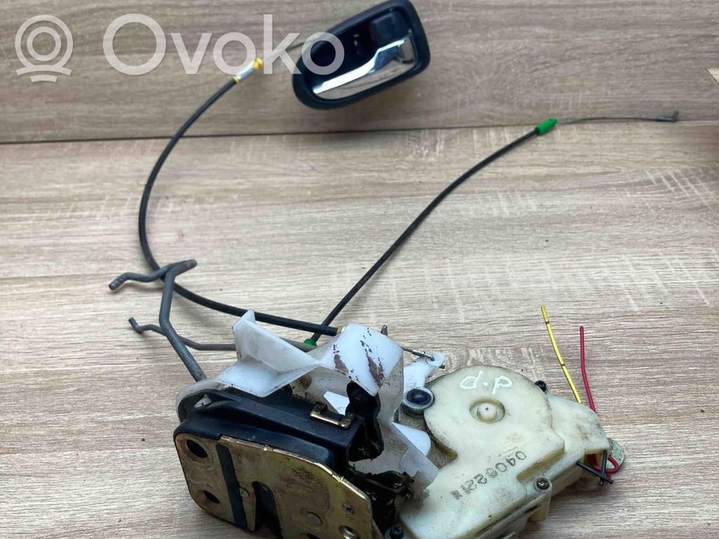 Lexus GS 300 400 430 Serratura portiera anteriore 