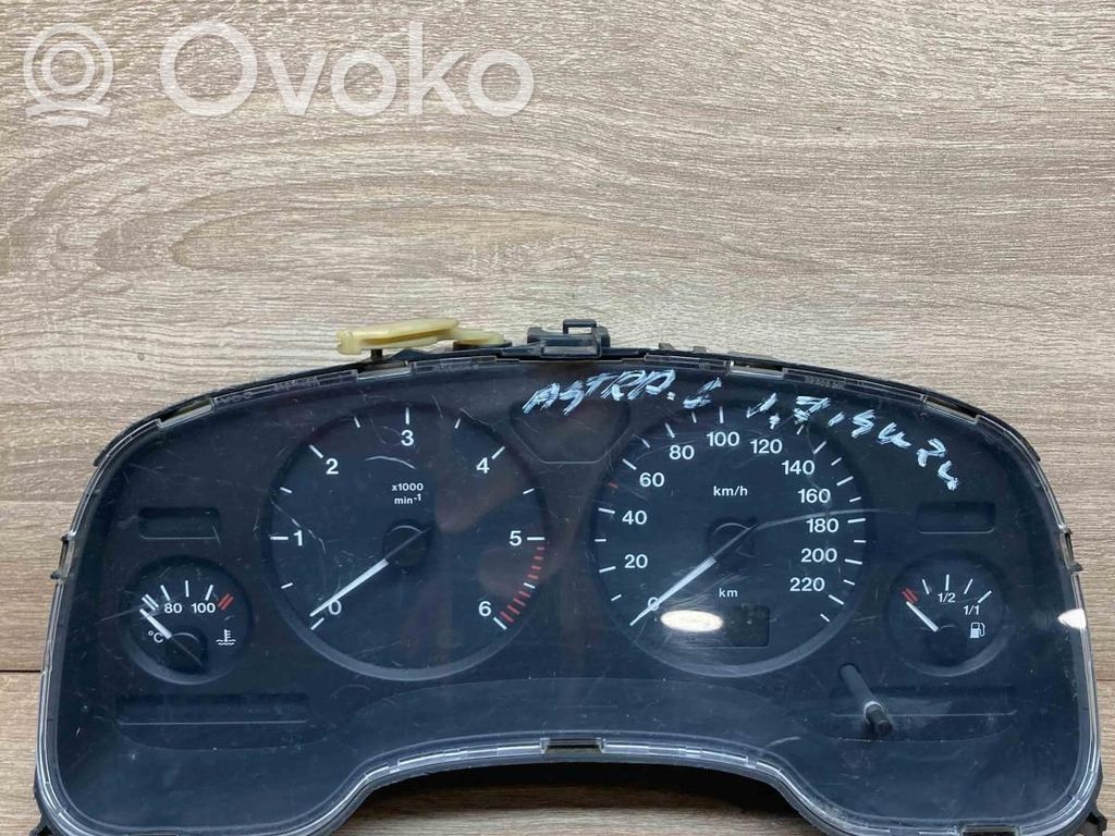 Opel Astra G Nopeusmittari (mittaristo) 