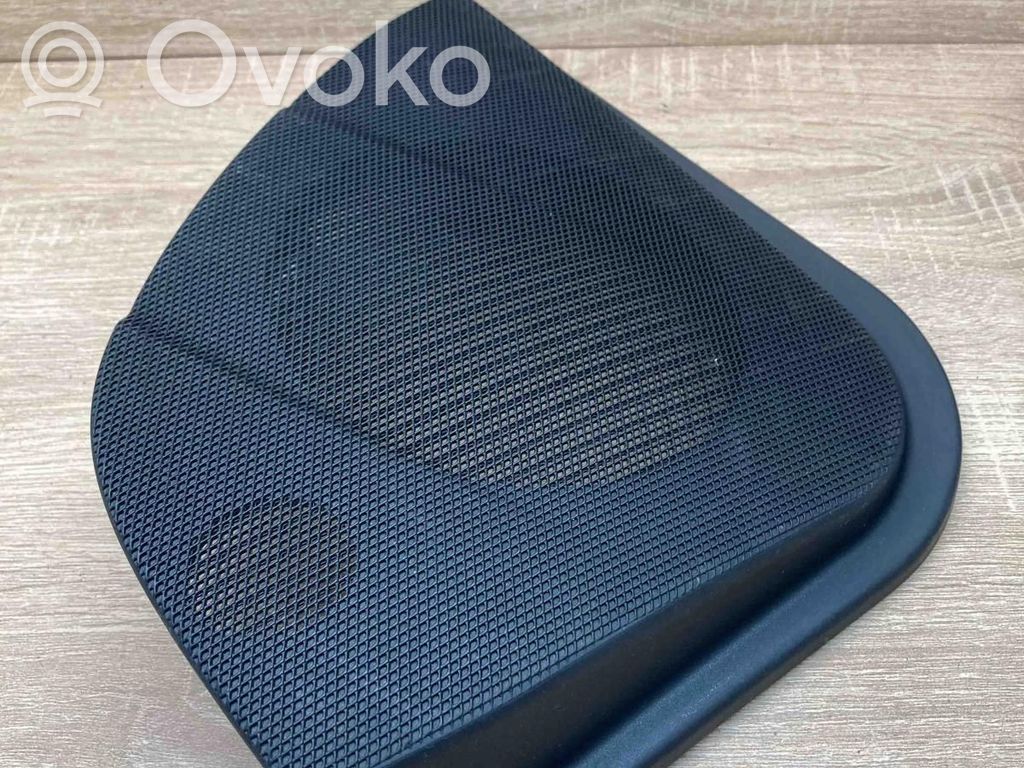 Mercedes-Benz E W211 Grilles, couvercle de haut-parleur porte avant 