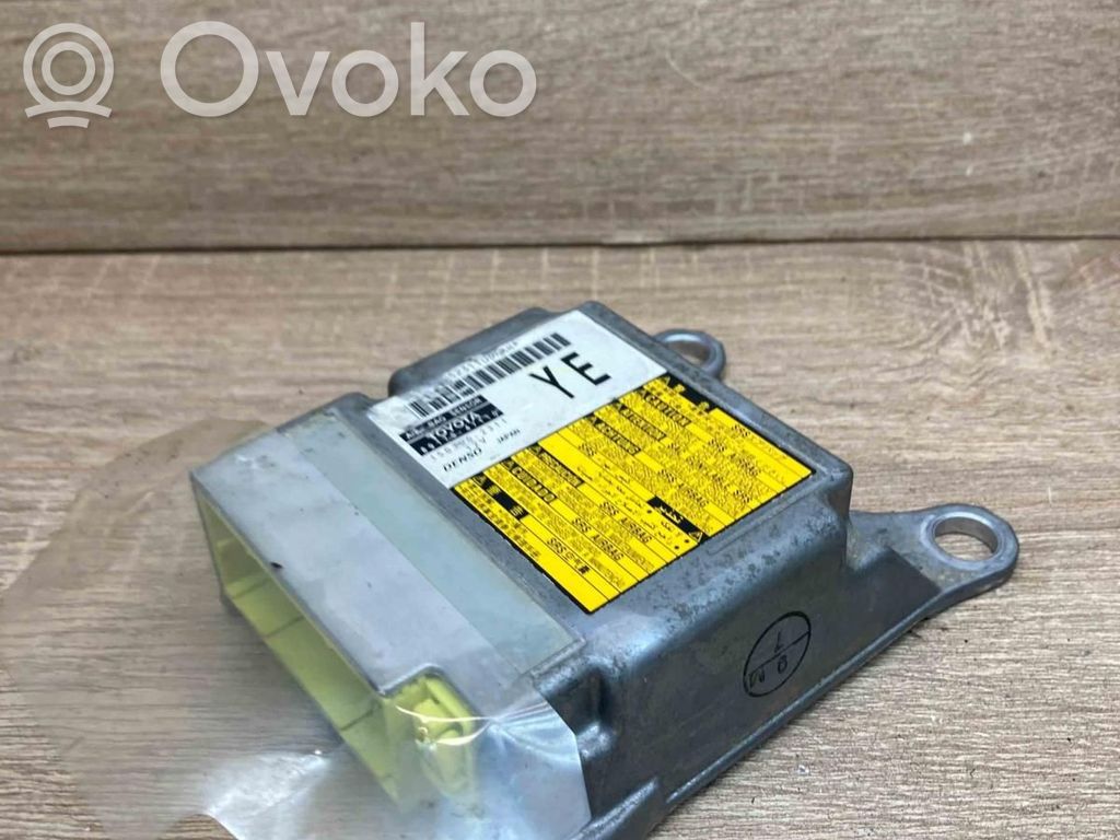 Toyota Prius (XW30) Unitate/modul de comandă airbaguri 