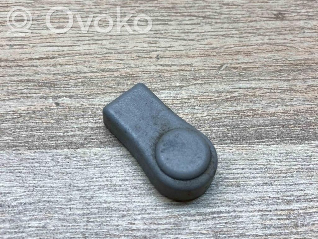 Mercedes-Benz E W211 Rivestimento del binario sedile anteriore del conducente 