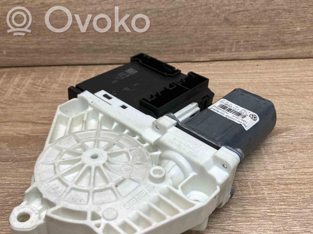 Volkswagen Jetta VI Motorino alzacristalli della portiera anteriore 