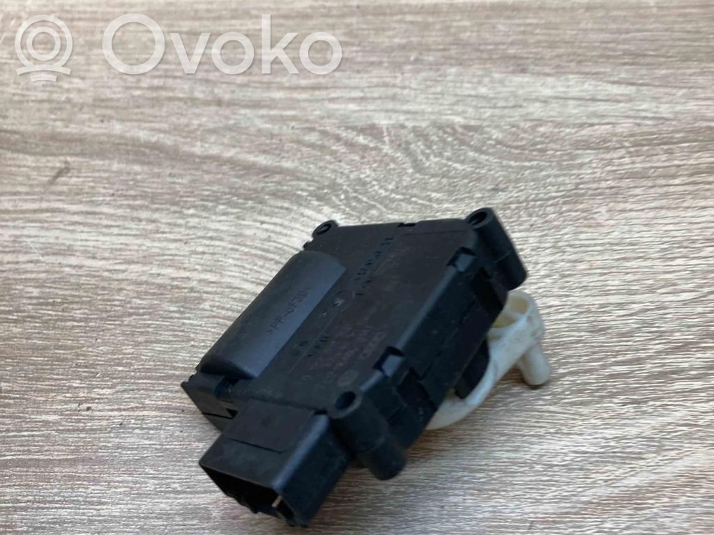 Audi A6 S6 C6 4F Motor/actuator clapetă aer 