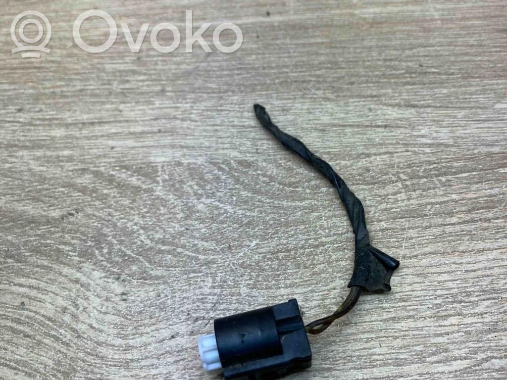 Opel Corsa D Fil de prise 
