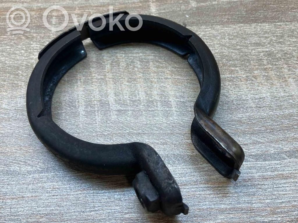 Mercedes-Benz C W203 Morsetto per la connessione del tubo della marmitta