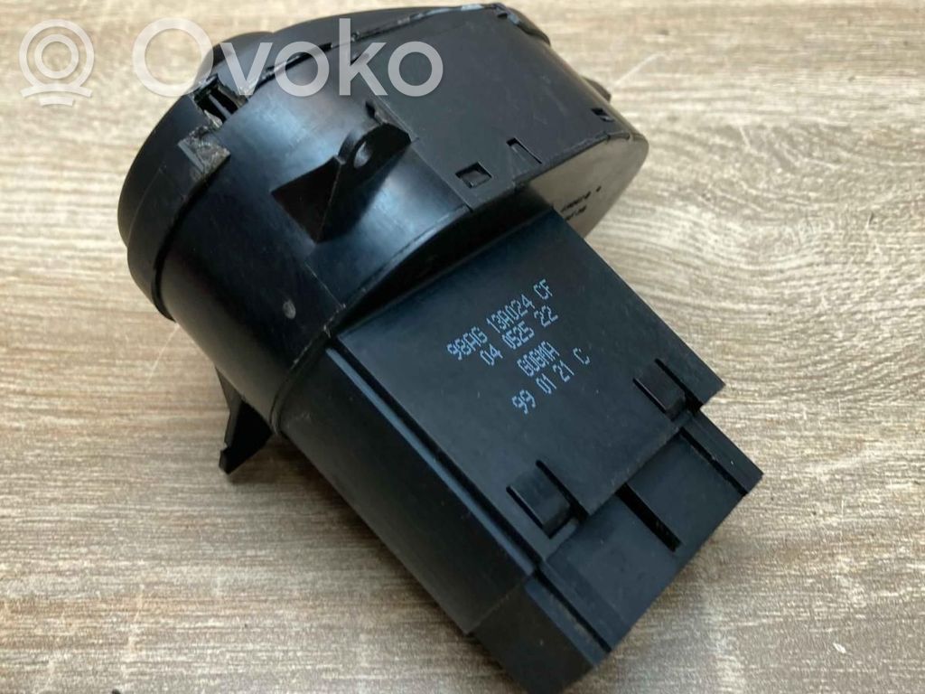 Interrupteur d’éclairage   98AG13A024CF