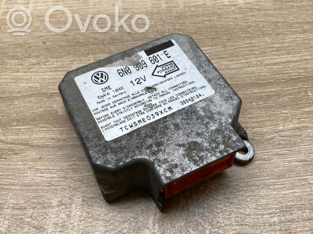 Volkswagen Golf III Centralina/modulo airbag