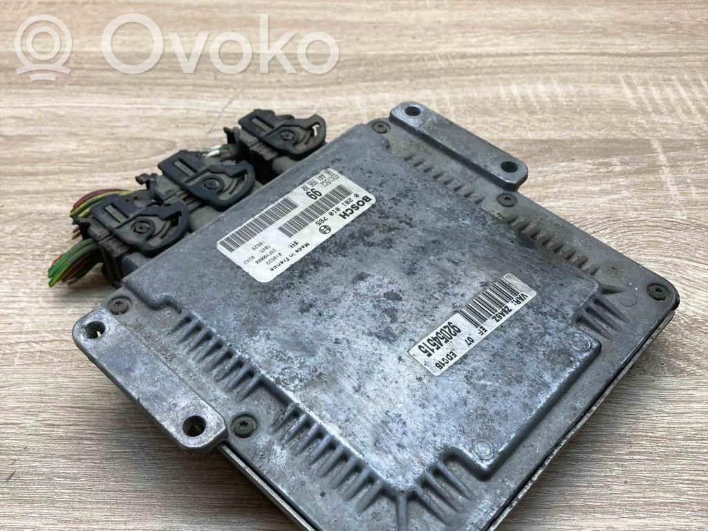 Peugeot 607 Unité de commande, module ECU de moteur 