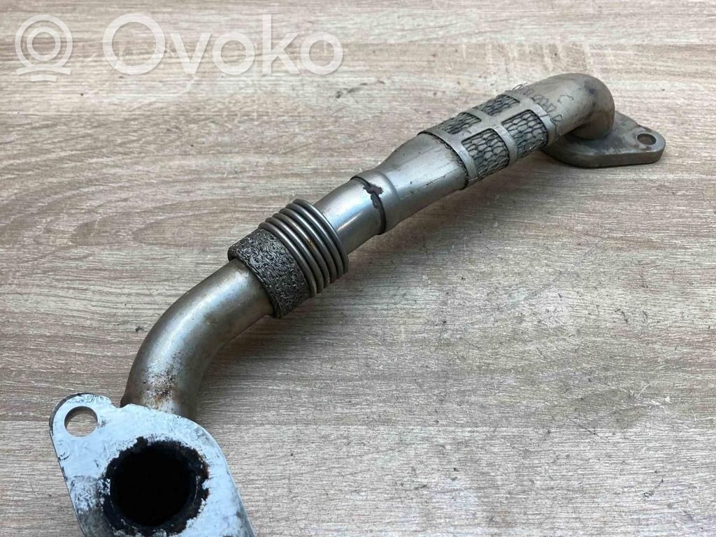 Skoda Octavia Mk2 (1Z) Tuyau de raccordement solide EGR