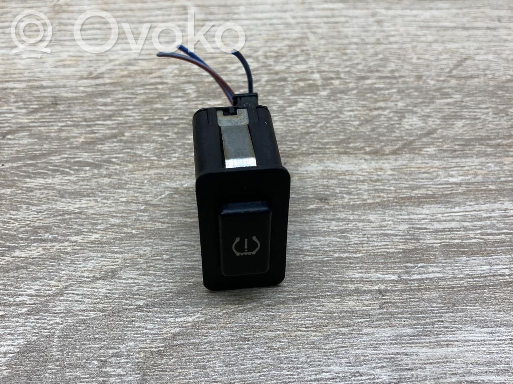 BMW 5 E39 TPMS reset button 
