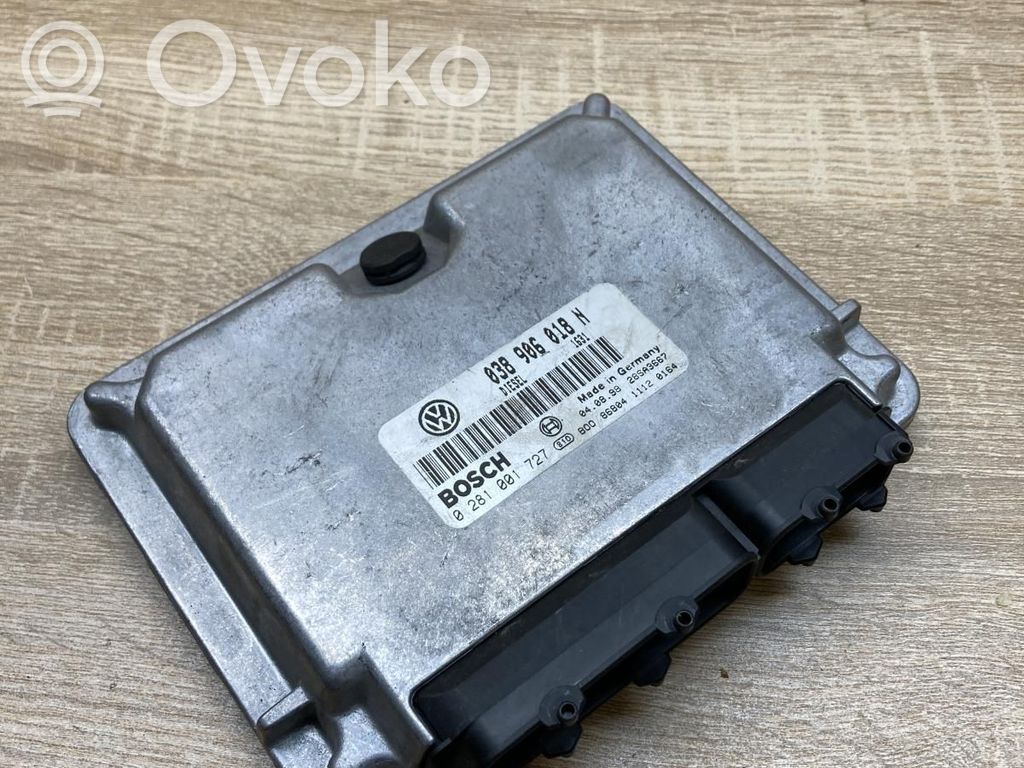 Volkswagen PASSAT B5 Centralina/modulo motore ECU
