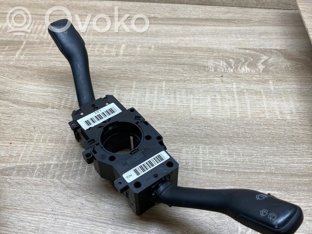 Audi A3 S3 8P Leva/interruttore dell’indicatore di direzione e tergicristallo 