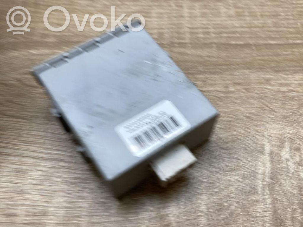 Toyota Corolla E120 E130 Unitate/modul de comandă închidere centralizată 