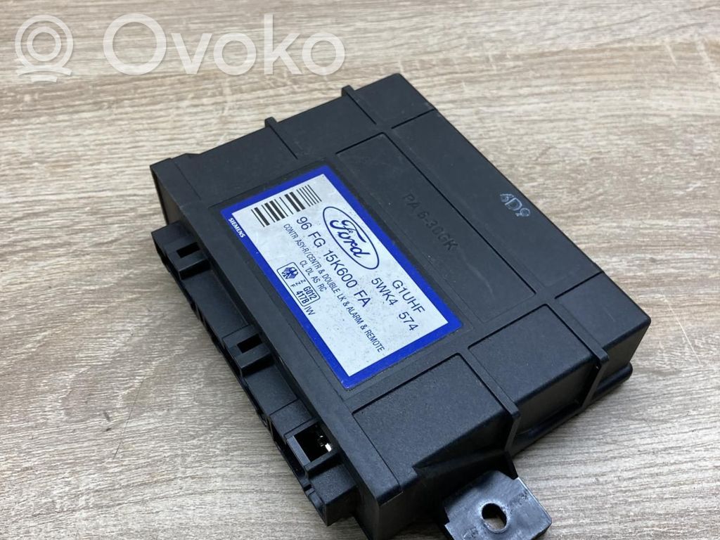 Ford Focus Comfort/convenience module 