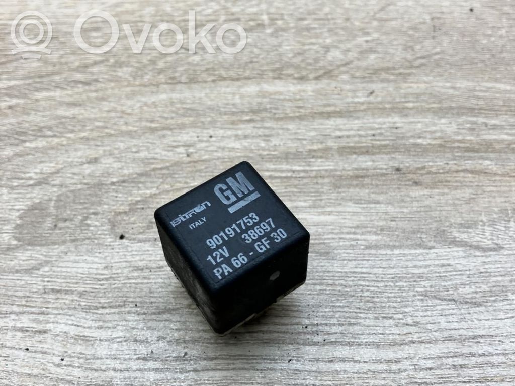 Opel Astra G Altri relè 