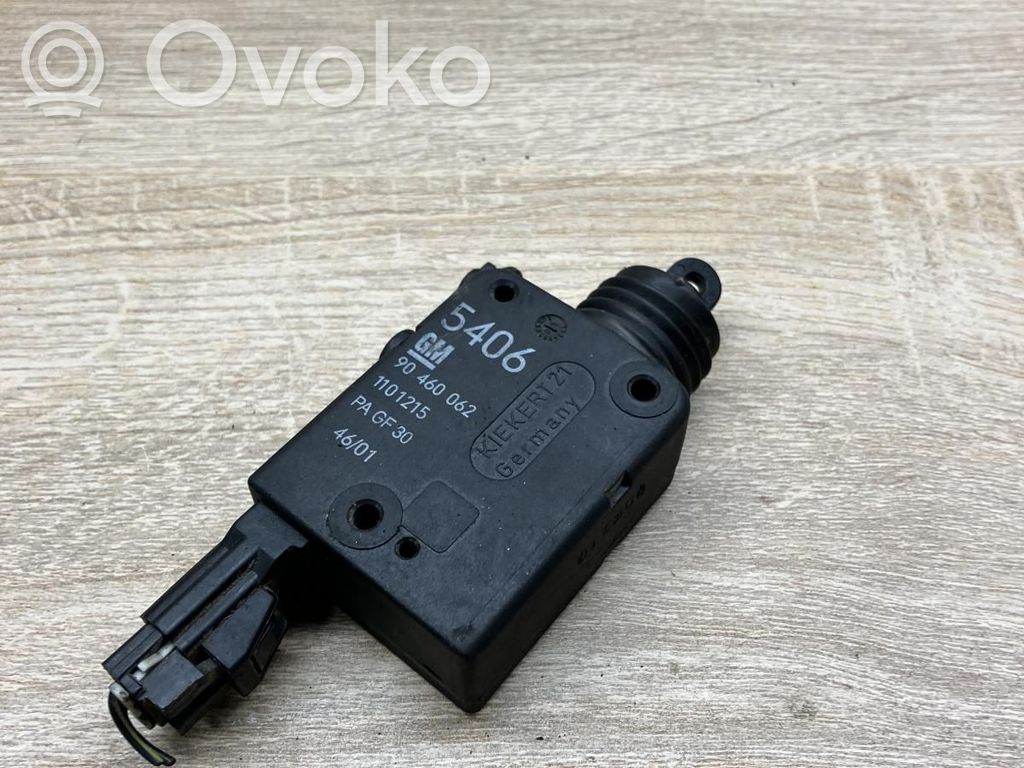 Opel Zafira A Motorino del tappo del serbatoio del carburante