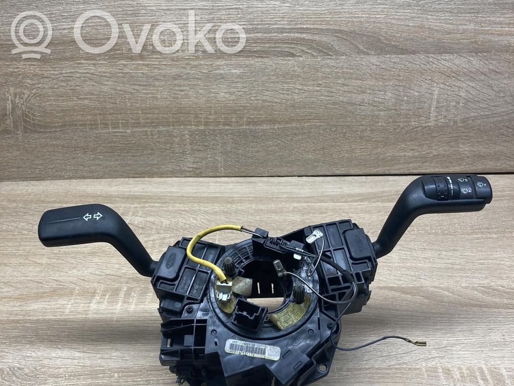 Ford Kuga I Bloc semnalizator și ștergător parbriz