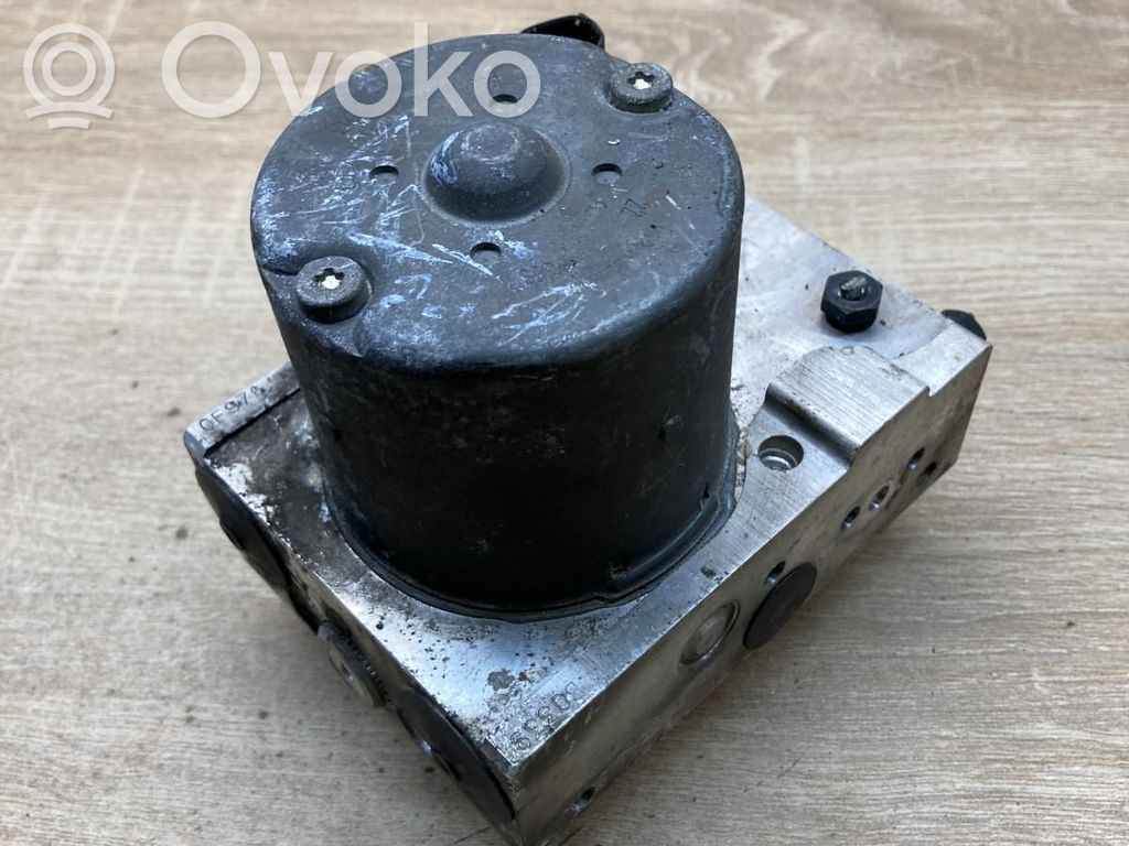 BMW 7 E65 E66 Блок ABS 