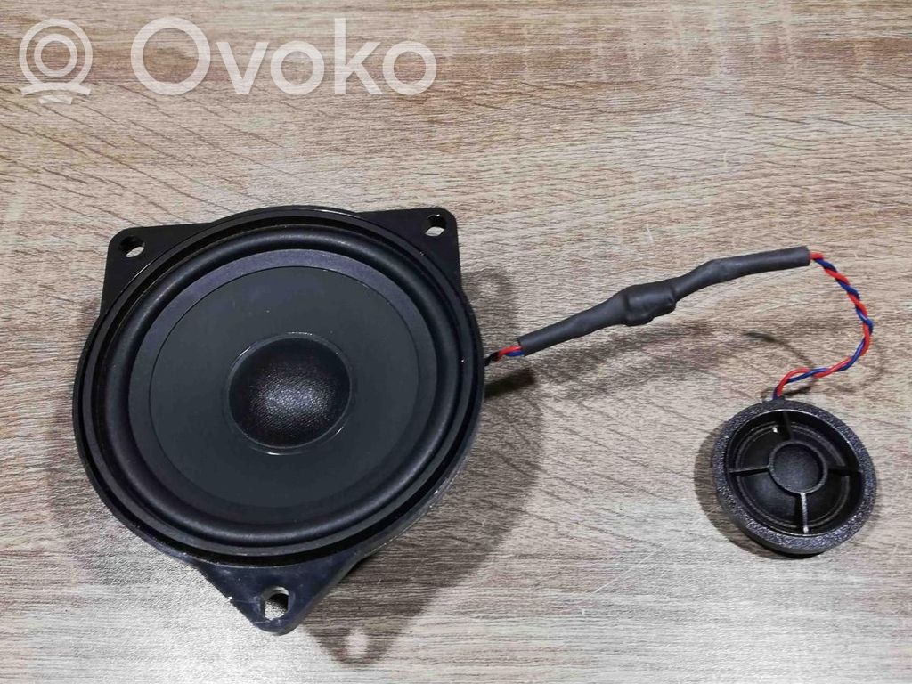 Altavoz del panel   915186401,18820010,694973604