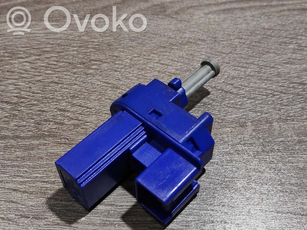Ford C-MAX I Brake pedal sensor switch 