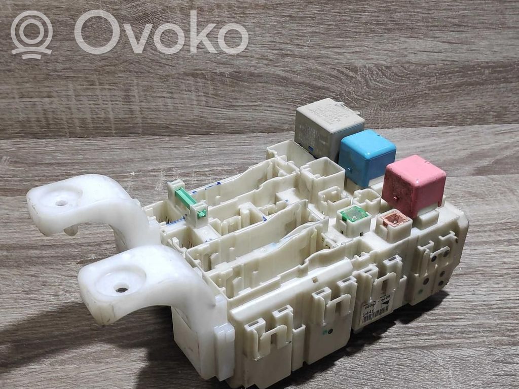 Ramka / Moduł bezpieczników   8273047290,8D161275
