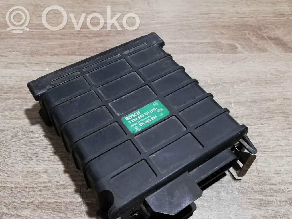 Unidad de control/módulo ECU del motor   0280800104,811906264