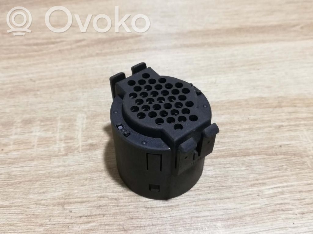 BMW 5 E34 Pysäköintitutkan anturin kaiutin PDC 