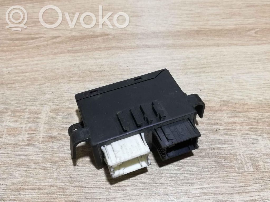 Unité de commande module de porte   6913364