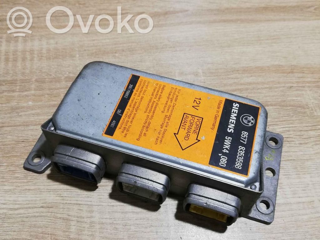 Unidad de control/módulo del Airbag   8353598