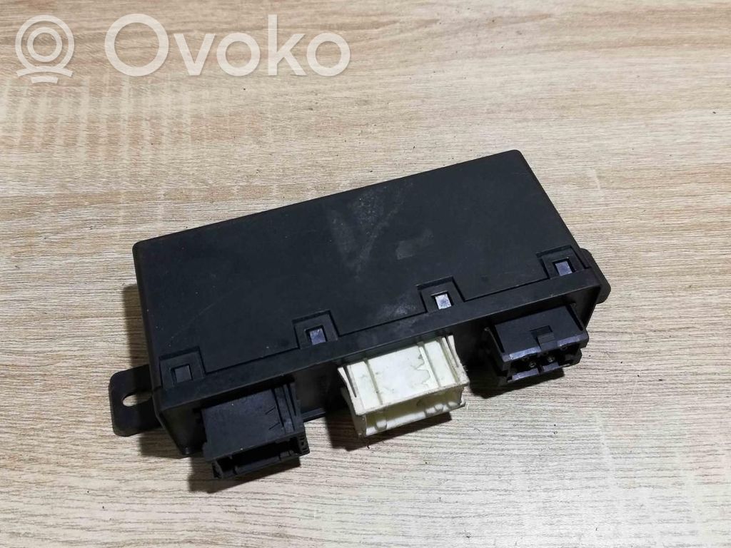 BMW 5 E39 Unitate/modul comandă uși 